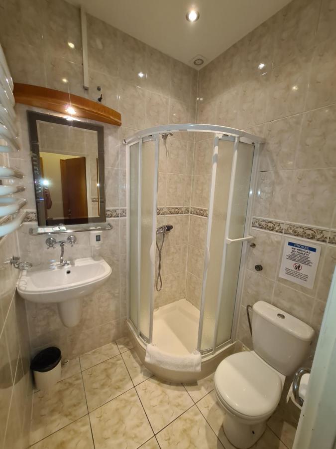 Hotel Rytwiany Palac Екстериор снимка