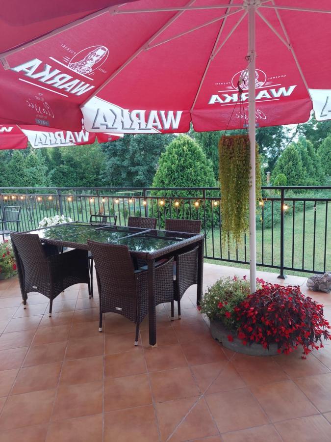 Hotel Rytwiany Palac Екстериор снимка