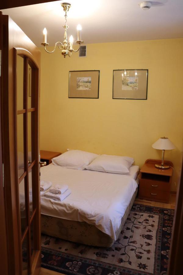 Hotel Rytwiany Palac Екстериор снимка